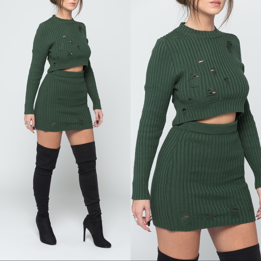 SOLD!!! Green Knit 2 Pc Skirt Set